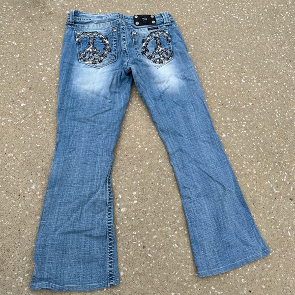 low rise miss me jeans - Picture 2 of 4